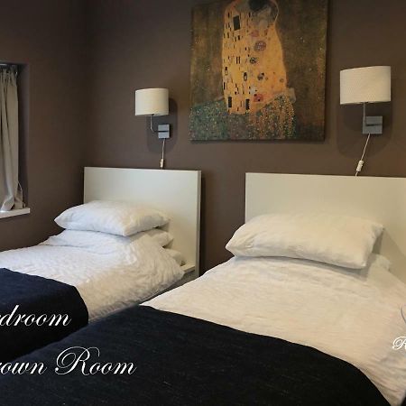 Vika Residence Deluxe Apartments Wednesbury Holiday Resort Extérieur photo