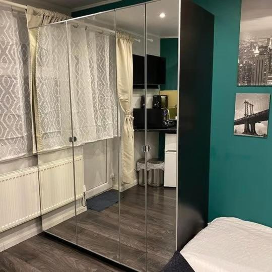Vika Residence Deluxe Apartments Wednesbury Holiday Resort Extérieur photo