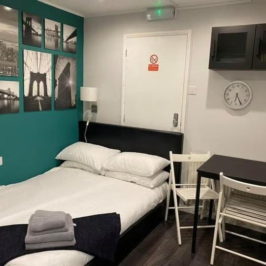 Vika Residence Deluxe Apartments Wednesbury Holiday Resort Extérieur photo